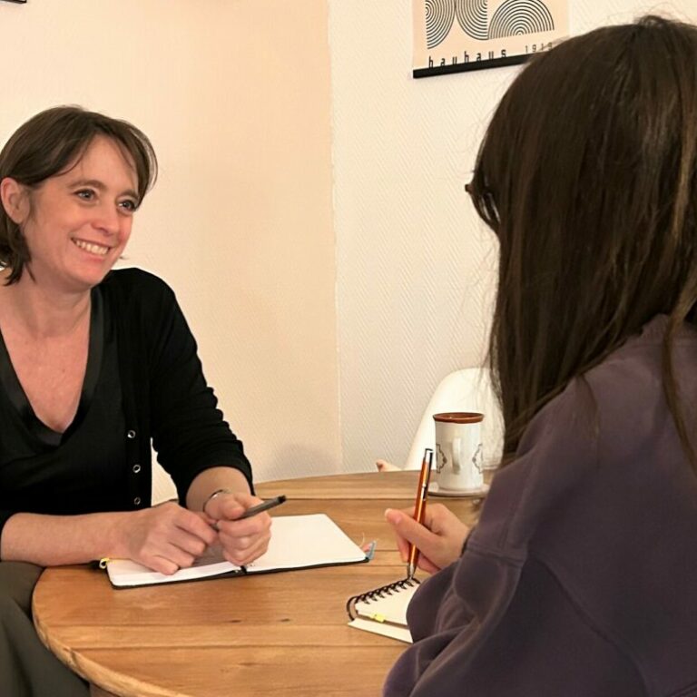 Pourquoi le coaching scolaire n’est pas du soutien scolaire (et pourquoi il change tout)